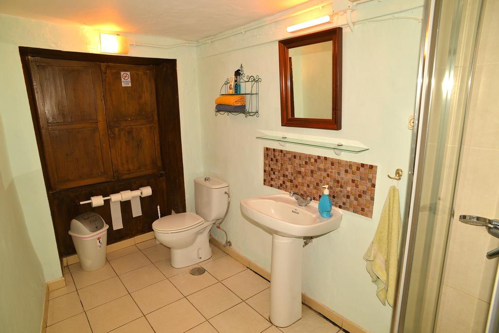 Pension La Cubana Santa Cruz de la Palma  Room photo